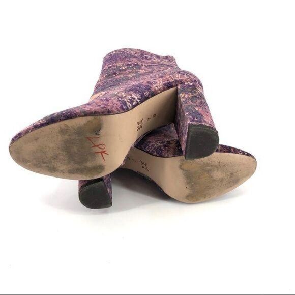 BCBGeneration Retro 70's Glam GoGo Purple Velvet Asian Print Ankle Boots Sz 7 - Picture 7 of 10